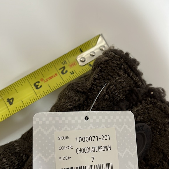 Muk Luks cozy boots. 1725 - Picture 6 of 7